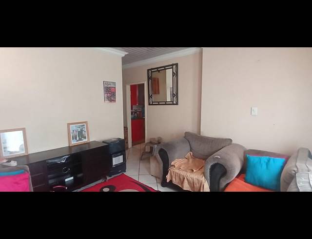 3 BEDROOM HOUSE FOR SALE IN GEELHOUTPARK